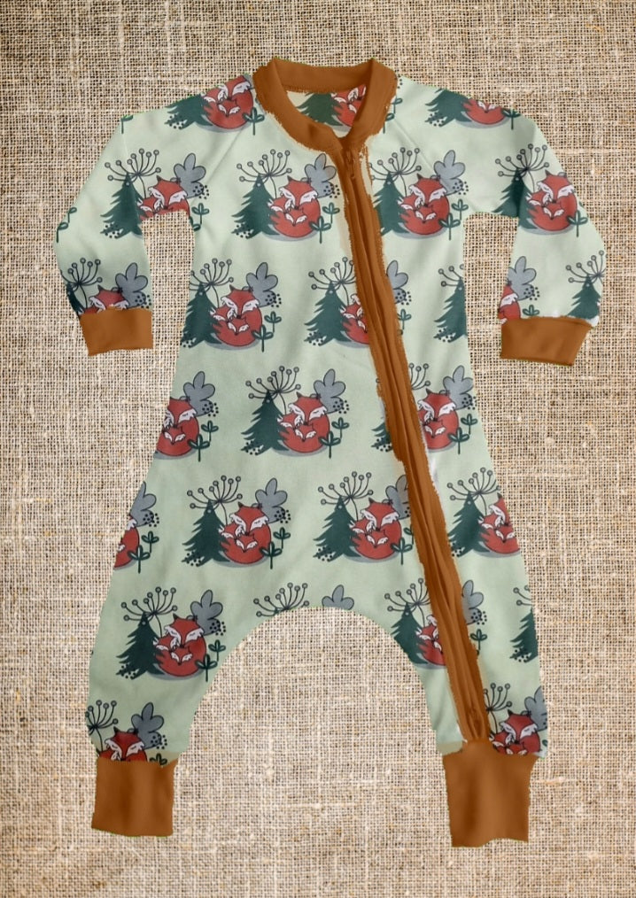 Snuggling Foxs - Naoise  Babygrow